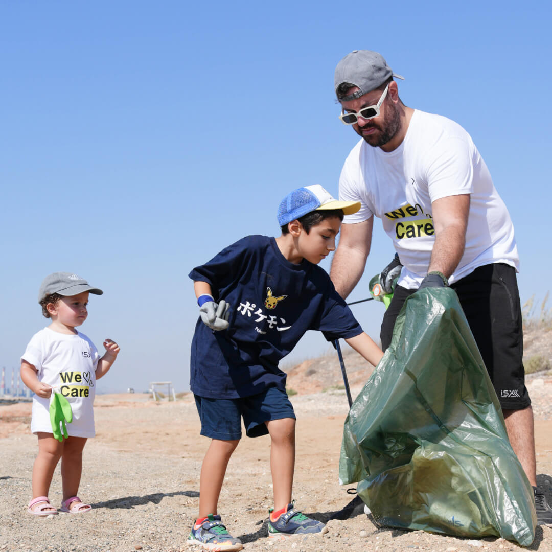 BeachCleanUp-7-Carousel